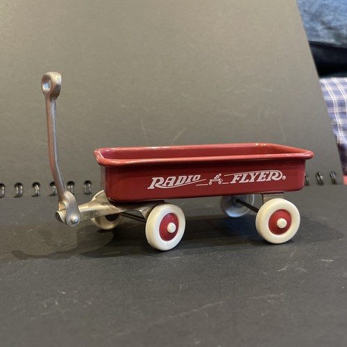 Radio flyer wagon miniature - flyer,