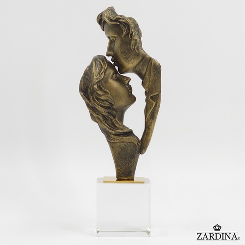 Premier baiser modern - le,