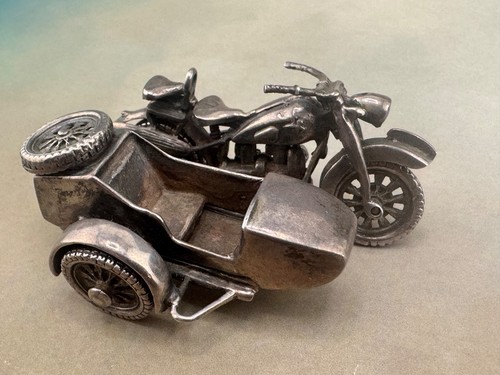 Motorcycle with side car - side,