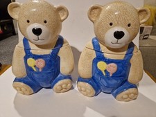 Two Unbranded Pair Off