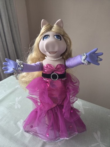 Miss piggy ornament - miss,