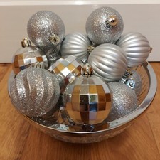 NEW.NEXT.SET OF 22 SILVER 8CM