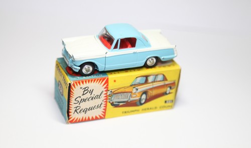 Corgi 231 triumph - triumph, herald