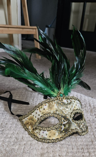 Green feather gold floral - feather,
