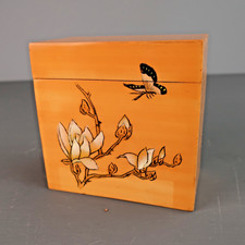 Vintage Wooden Chinese Hong