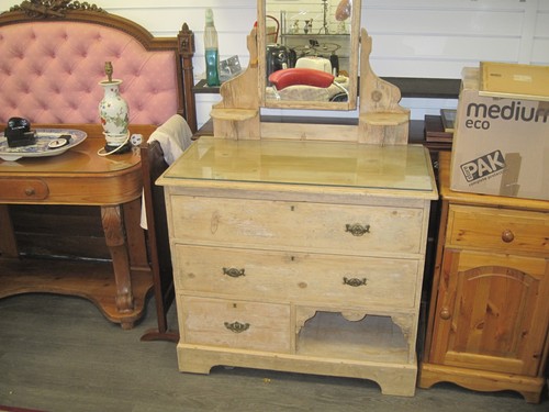 Very old victorian pine - old,