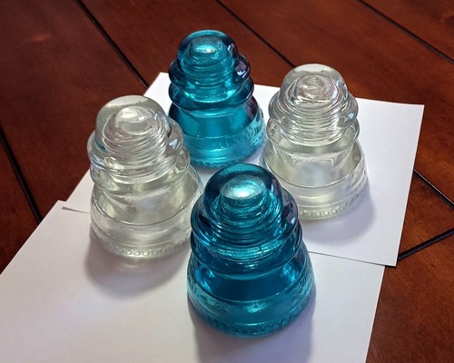 Lot hemingray 42 glass - lot,