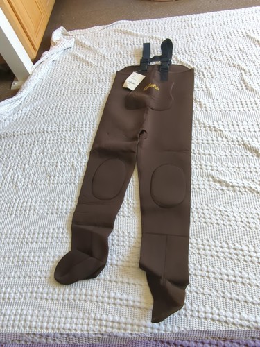 Nwt cabela neoprene waders - nwt,