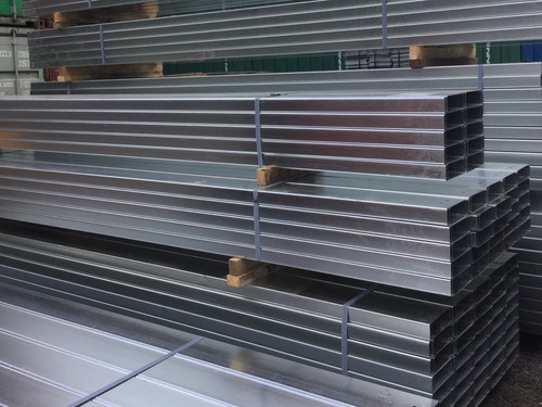 Mezzanine floor z - 4m,