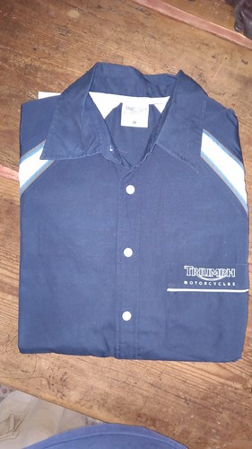 Triumph motorcycles shirt size - triumph,