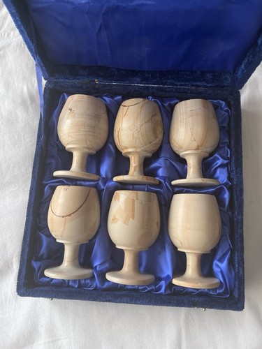 Vintage onyx wine glasses - x,