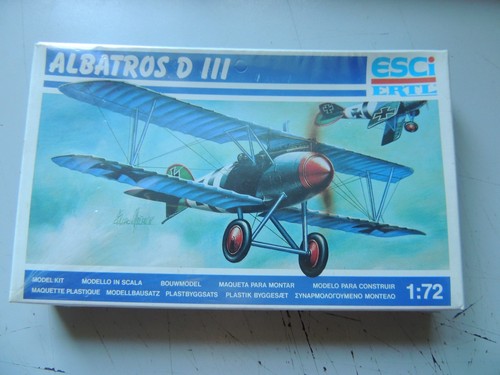 Esci ertl unmade - 1:72, model