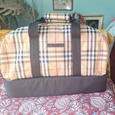 Authentic Burberry Nova Check Holdall , Golf