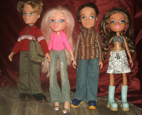 Bratz doll bundle dolls - x, 4