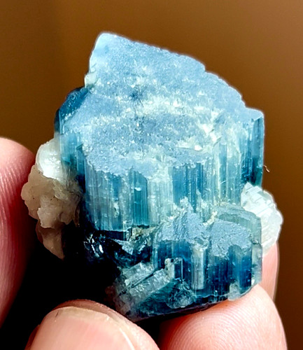 114 carats beautiful blue - carats,