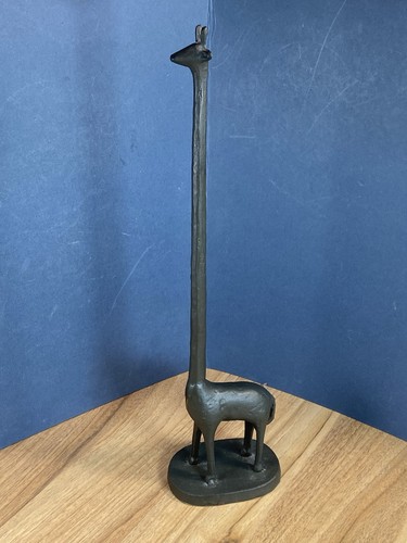 Heavy cast iron giraffe - iron,