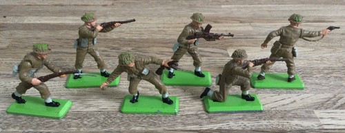 Vintage britain deetail toy - vintage, britain's