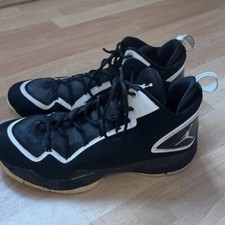 Genuine Men’s UK 10.5 Jordan Super Fly 2.0 PO Basketball Shoe Mid NBA Trainers