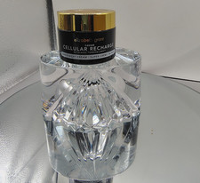 NEW Elizabeth Grant Cellular