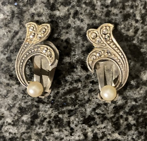 Vintage clip earrings - vintage, clip-on