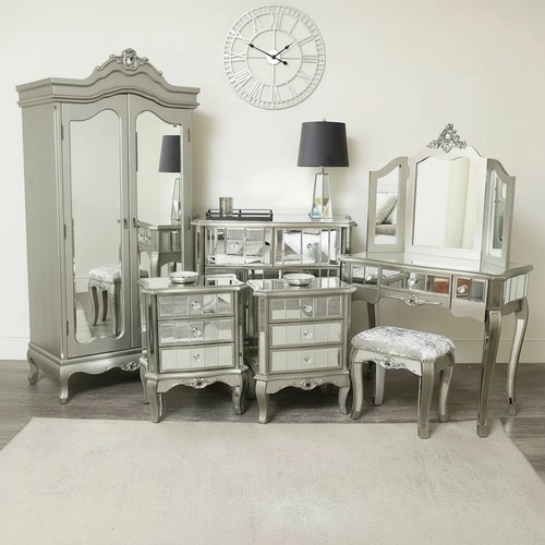 Silver mirrored bedroom