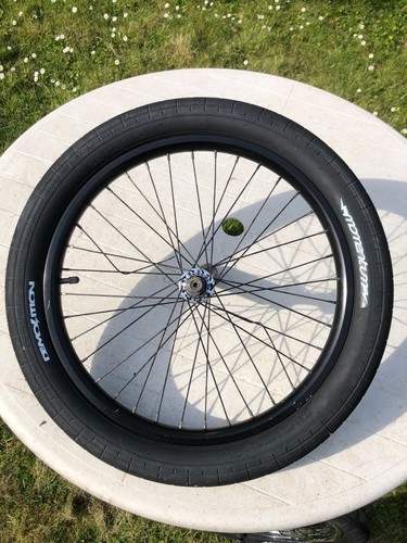Front bmx wheel areo style - front,