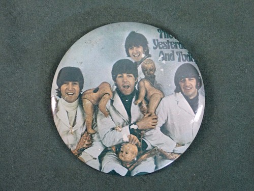 Beatles buttons sgt pepper - buttons,