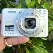 Nikon Coolpix S7000 16MP