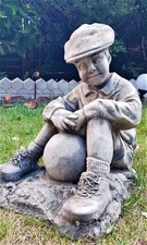 Ronnie the footballer concrete