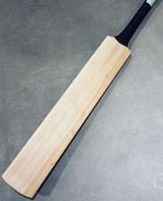 Plain Unbranded Grade 2 Cricket Bat 2lb 12oz with Ping Test