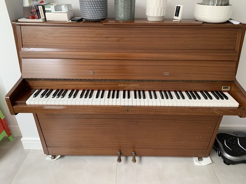 Used piano - ,