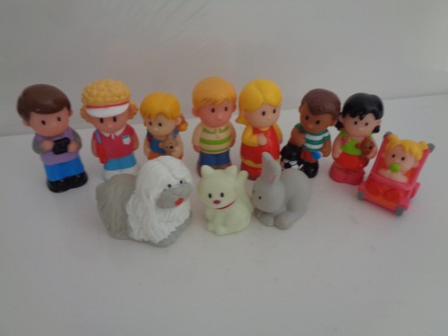 Elc happyland family figures - elc,