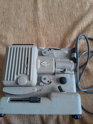Vintage eumig wien type - type, p8