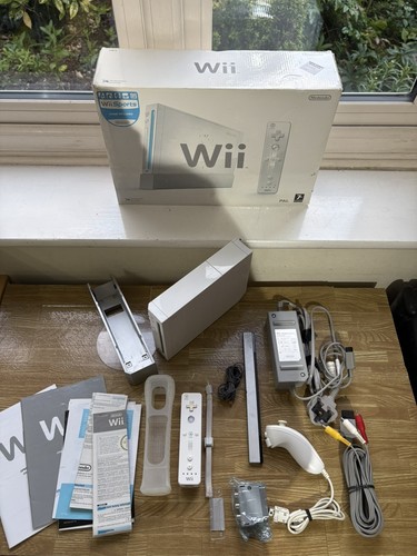 Nintendo wii console bundle - nintendo,