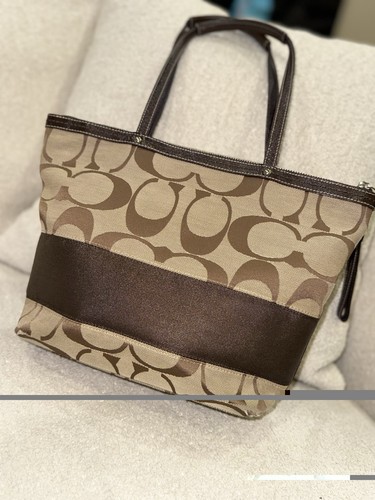 Coach signature monogram - coach,