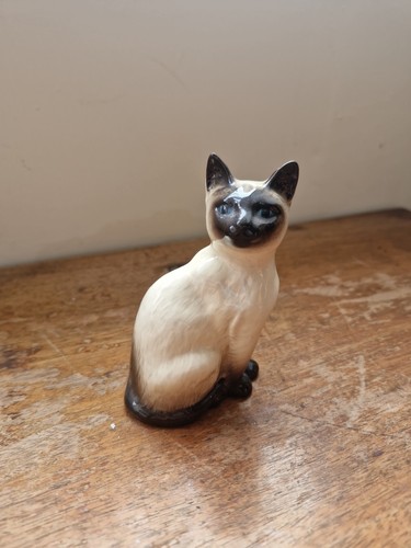 Beswick siamese cat - beswick,