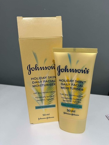Johnson holiday skin daily - johnson's,