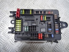 2013 BMW 118D M SPORT MK2 F20 2.0 DIESEL MANUAL 5DRS FUSE RELAY BOX *2976