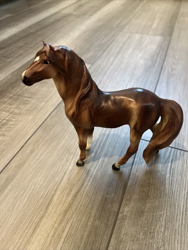 Breyer classic liver chestnut - liver,