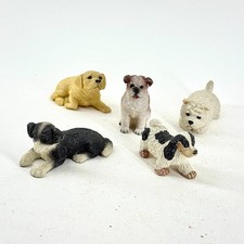 SET OF 5 MINIATURE DOG