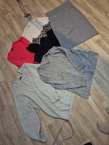 Sixe 14 ladies clothes - -,