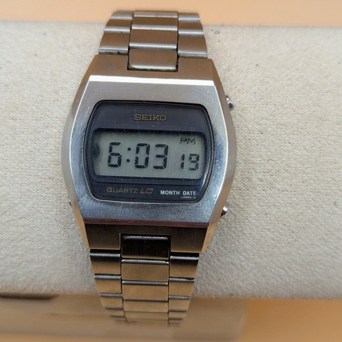 Vintage 1977 seiko - vintage,
