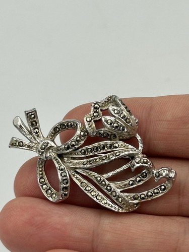 Vintage silver tone metal - vintage, silver-tone