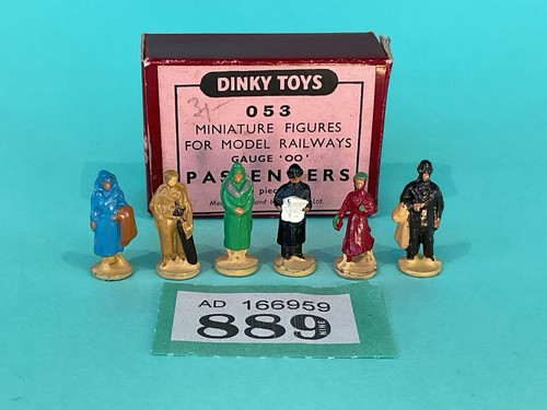 Dinky toys 053 - toys, passengers