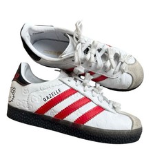 Adidas Gazelle X Hello Kitty