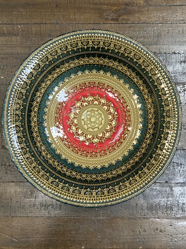 Large embossed glass - embossed,