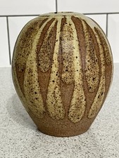CHRIS ASTON ELKESLEY POTTERY