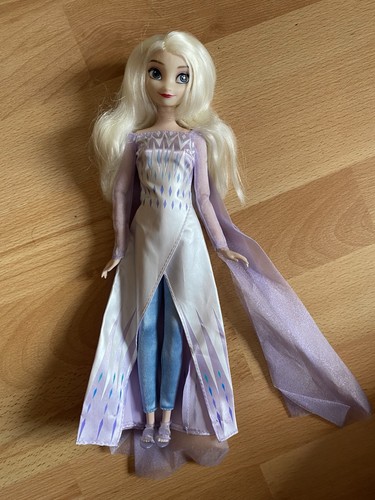 Disney store classic frozen - store,
