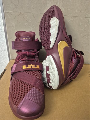 Lebron zoom soldier maroon - 9,