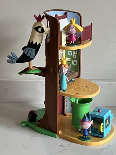 Ben and holly little - holly’s,